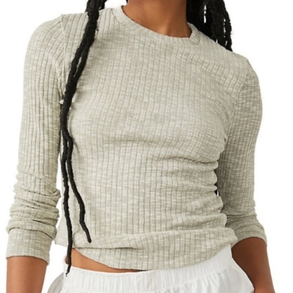 🟤NWT FREE PEOPLE Aura Layering Top in Sea Mist SMALL